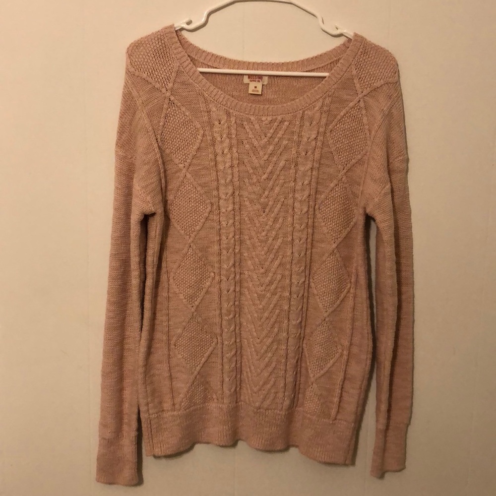 BLUSH CABLE KNIT SWEATER